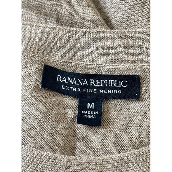 Banana Republic 100% Extra Fine Merino Wool Sweater Tan w/ Green Border Sz M EUC - Picture 3 of 4